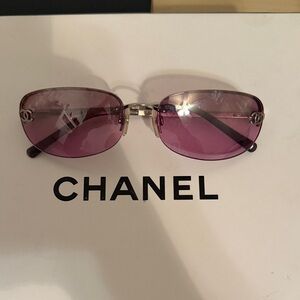 CHANEL Purple Sunglasses rimless